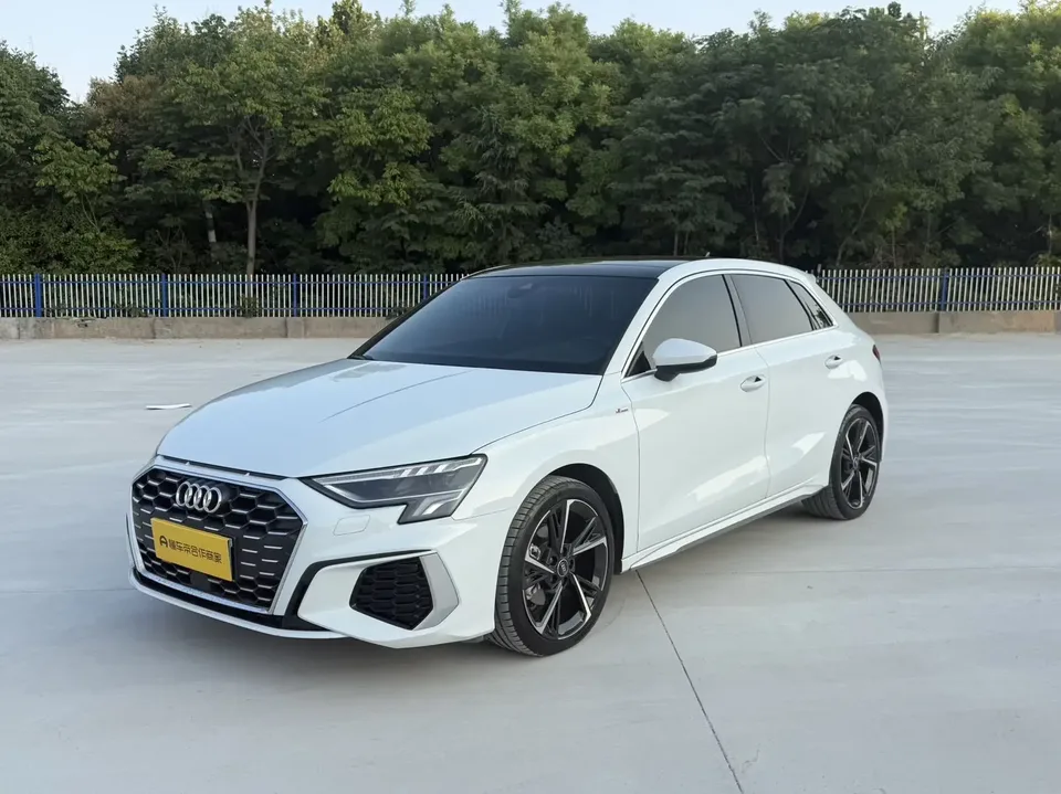 Audi A3 Audi A3 2022 Sportback 35 TFSI Stylish and sporty 2022 — photo 1, buy with delivery to Moscow