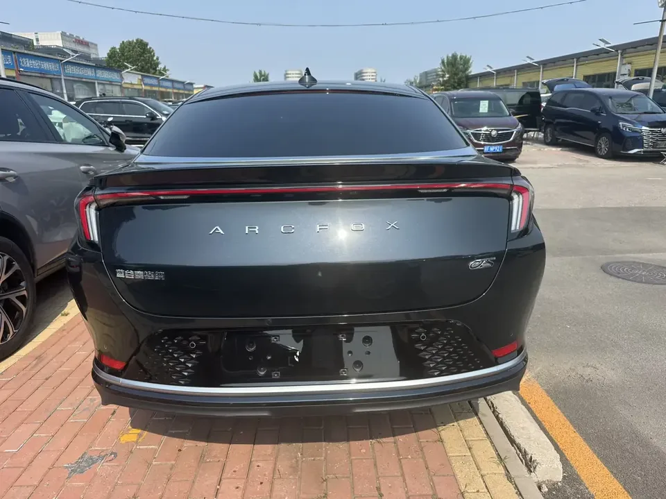 ARCFOX Extreme Fox Polar Fox Alpha S Polar Fox Alpha S 2022 525S+ 160kW 2023 — thumbnail 2