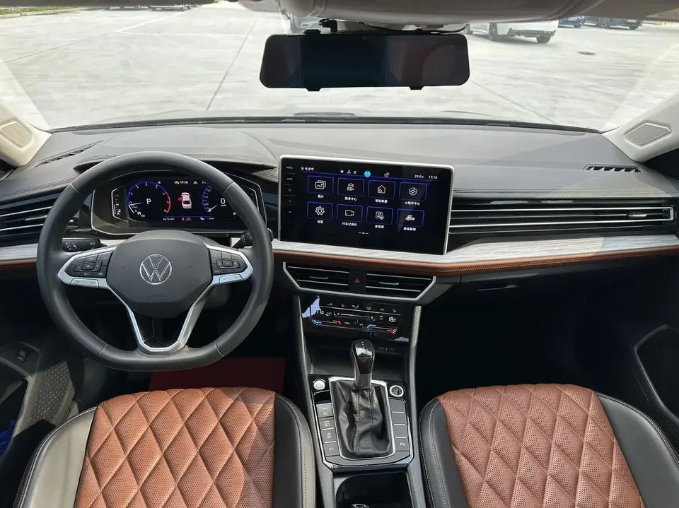 Volkswagen Sagitar Sagitar 2023 280TSI DSG Beyond Edition Plus 2022 — миниатюра 4