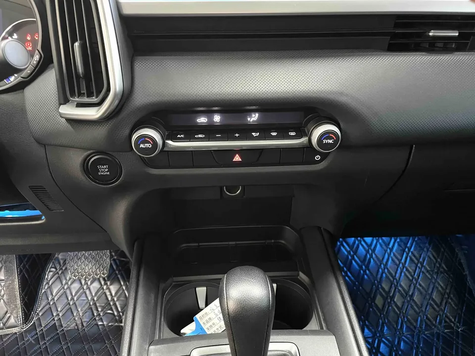 Mazda CX-50 OK Mazda CX-50 OK 2023 2.0L Automatic Leading Edition 2023 — thumbnail 3