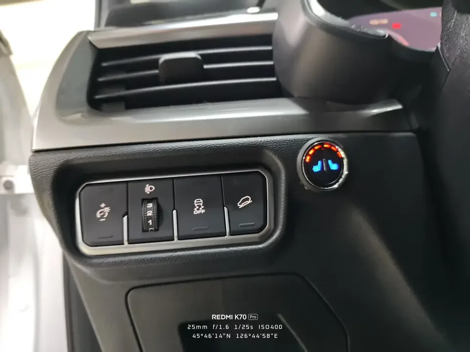 Haval H6 Haval H6 2021 National Trend Edition 1.5T Automatic Champion Edition 2023 — thumbnail 4
