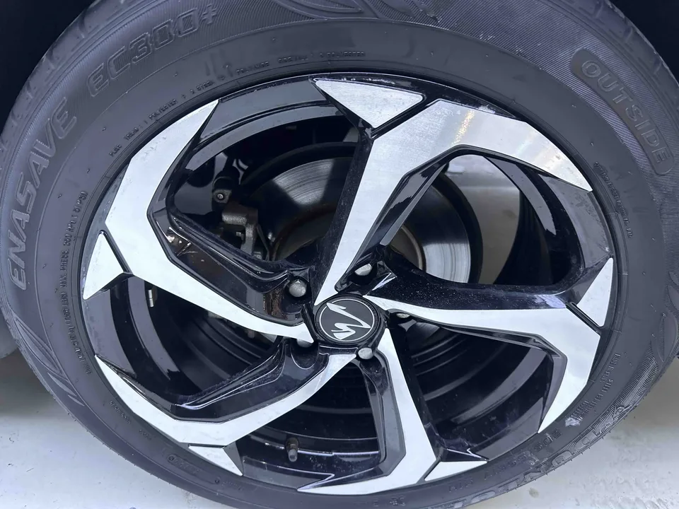 Volkswagen Lamando Lingdu 2022 Lingdu L 280TSI DSG Hot Edition 2023 — thumbnail 3