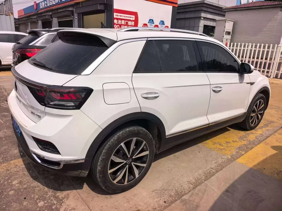 Volkswagen T-Roc TANG 2024 280TSI DSG Time Edition 2024 — thumbnail 2