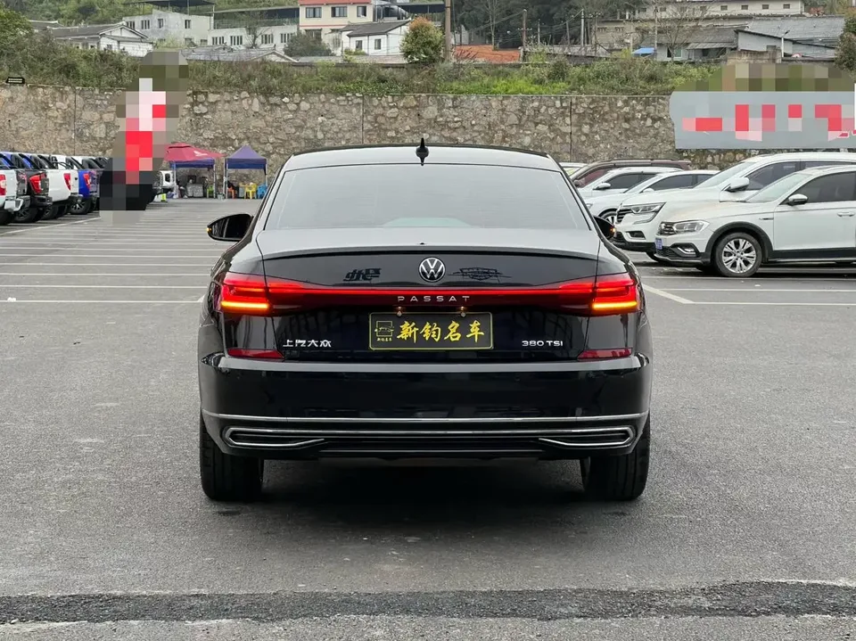 Volkswagen Passat Passat 2023 Modified 280TSI Business Edition 2023 — thumbnail 2
