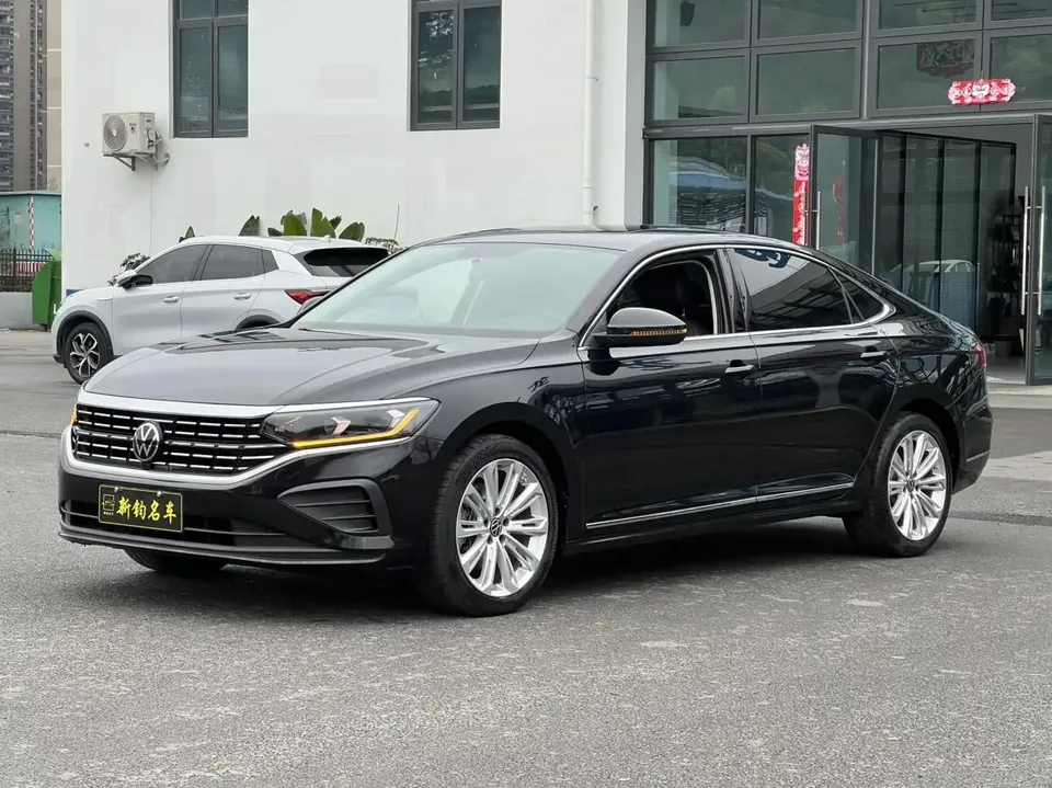 Volkswagen Passat Passat 2023 Modified 280TSI Business Edition 2023 — photo 1, buy with delivery to Moscow