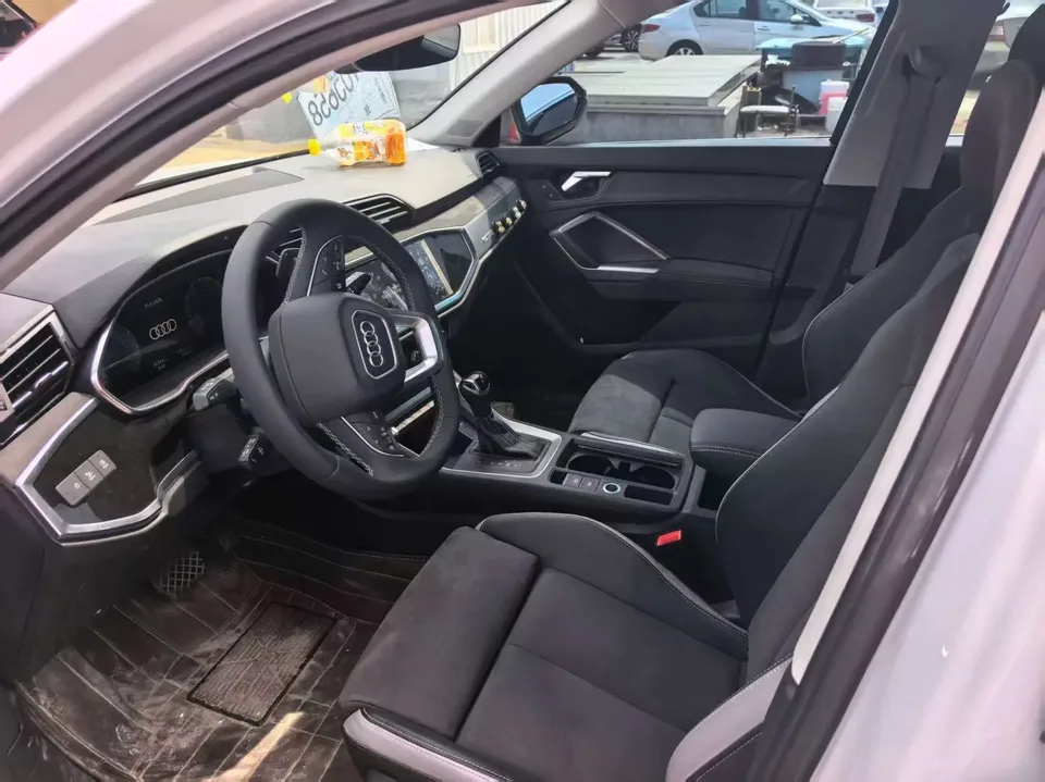 Audi Q3 Audi Q3 2023 35 TFSI Stylish Dynamic 2023 — thumbnail 3