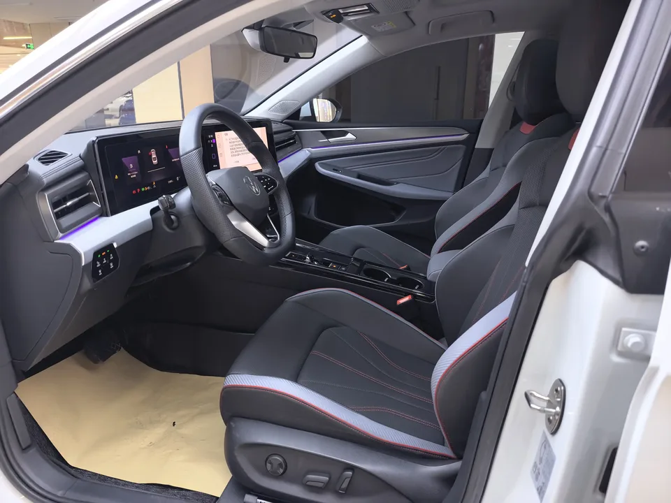 Volkswagen Lamando Lingdu 2024 Lingdu L 280TSI DSG Cool Edition 2024 — thumbnail 5
