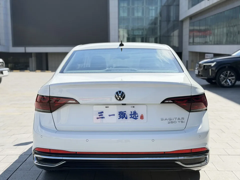 Volkswagen Sagitar Sagitar 2023 280TSI DSG Beyond Edition 2022 — миниатюра 2