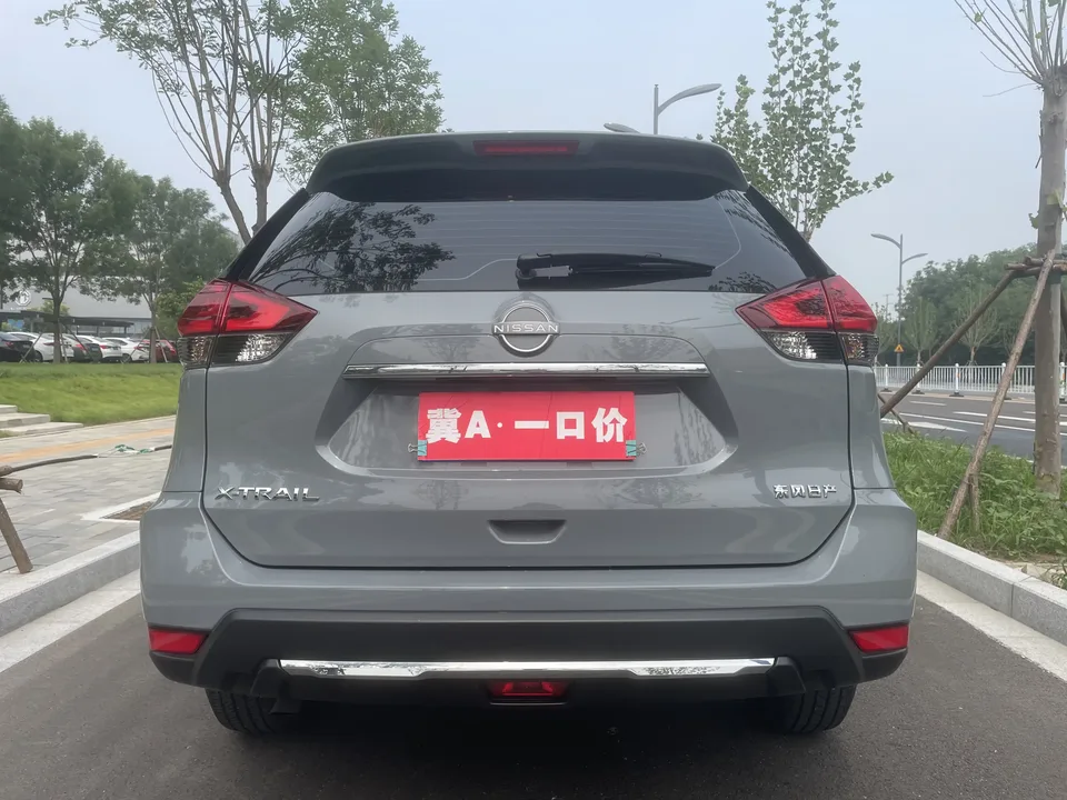 Nissan X-Trail Qijun 2025 Honor 2.0L 2WD Leading Edition 2025 — миниатюра 2