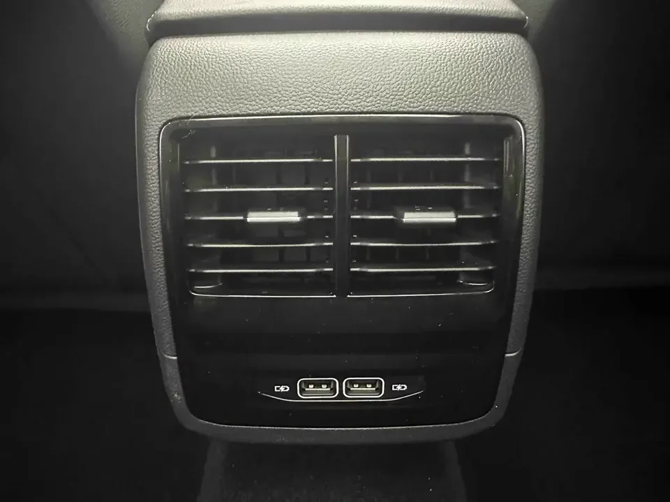 Volkswagen Sagitar Sagitar 2021 200TSI DSG Comfort Smart Edition 2022 — thumbnail 3