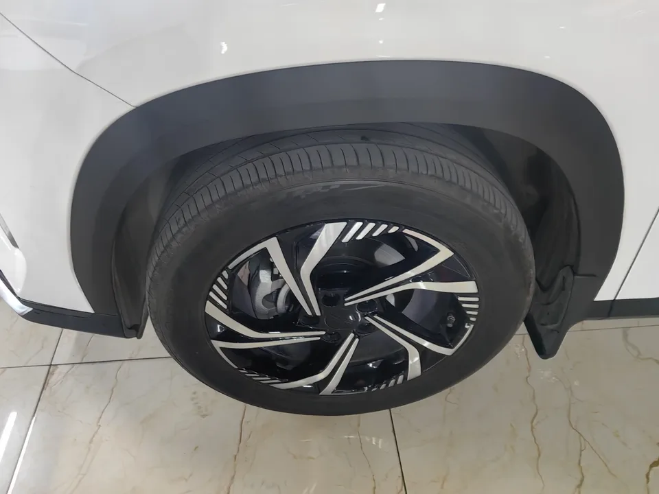 Geely Atlas Boyue 2024 1.5TD Smart Link+ 2025 — thumbnail 5