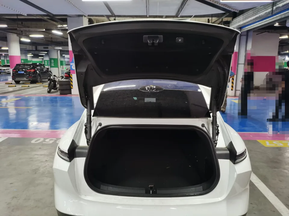 NIO ET5 NIO ET5 2022 75kWh 2024 — thumbnail 5