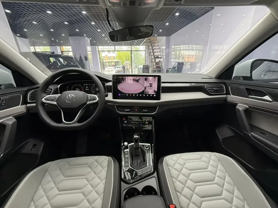 Volkswagen Tayron Tanyue 2023 280TSI 2WD Luxury Plus Advanced Edition 2022 — thumbnail 5