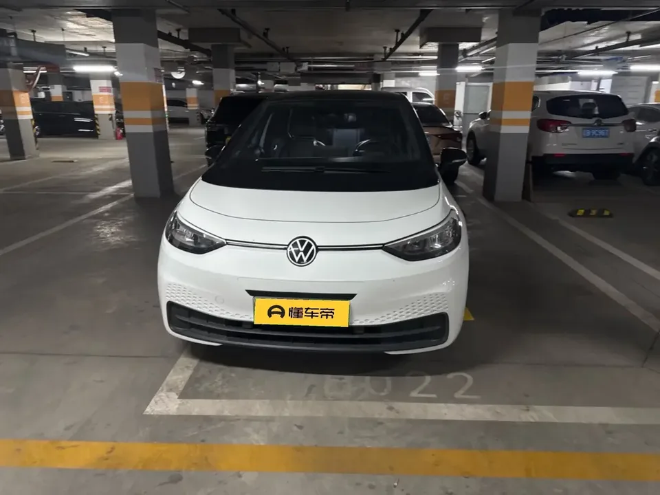 Volkswagen ID.3 Volkswagen ID.3 2024 Outstanding Edition 2024 — thumbnail 3