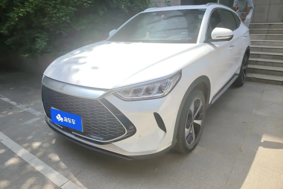 BYD Song PLUS DM Song PLUS DM 2021 DM-i 110KM 2WD Flagship PLUS 2022 — photo 1, buy with delivery to Moscow