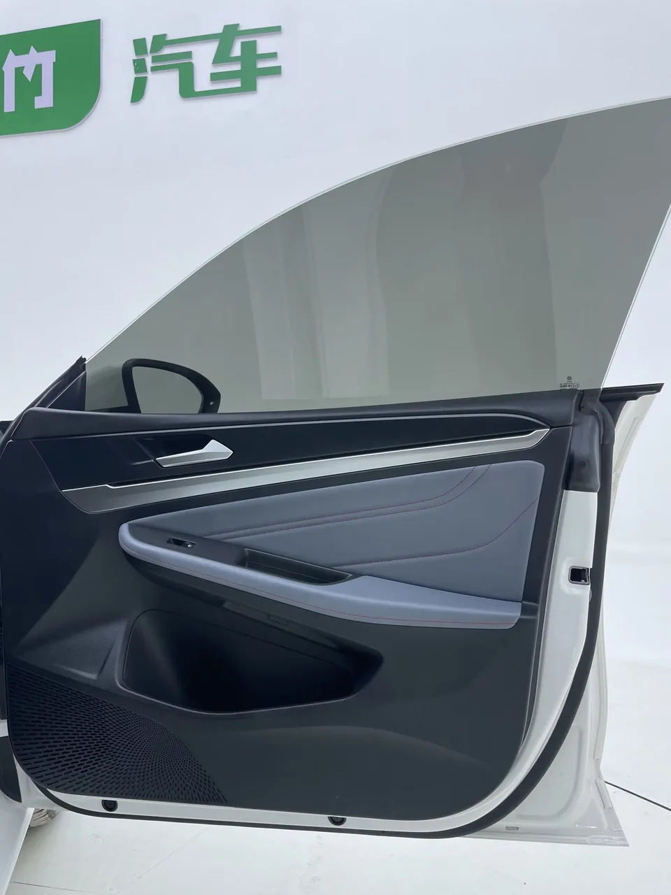 Volkswagen Lamando Lingdu 2023 Lingdu L 280TSI DSG Hot Edition 2023 — thumbnail 4