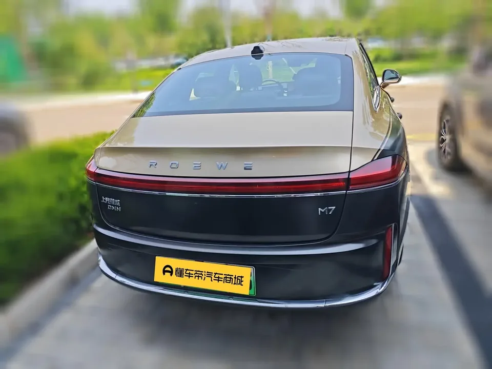 Roewe M7 DMH Roewe M7 DMH 2025 160km Premium Edition 2025 — thumbnail 2