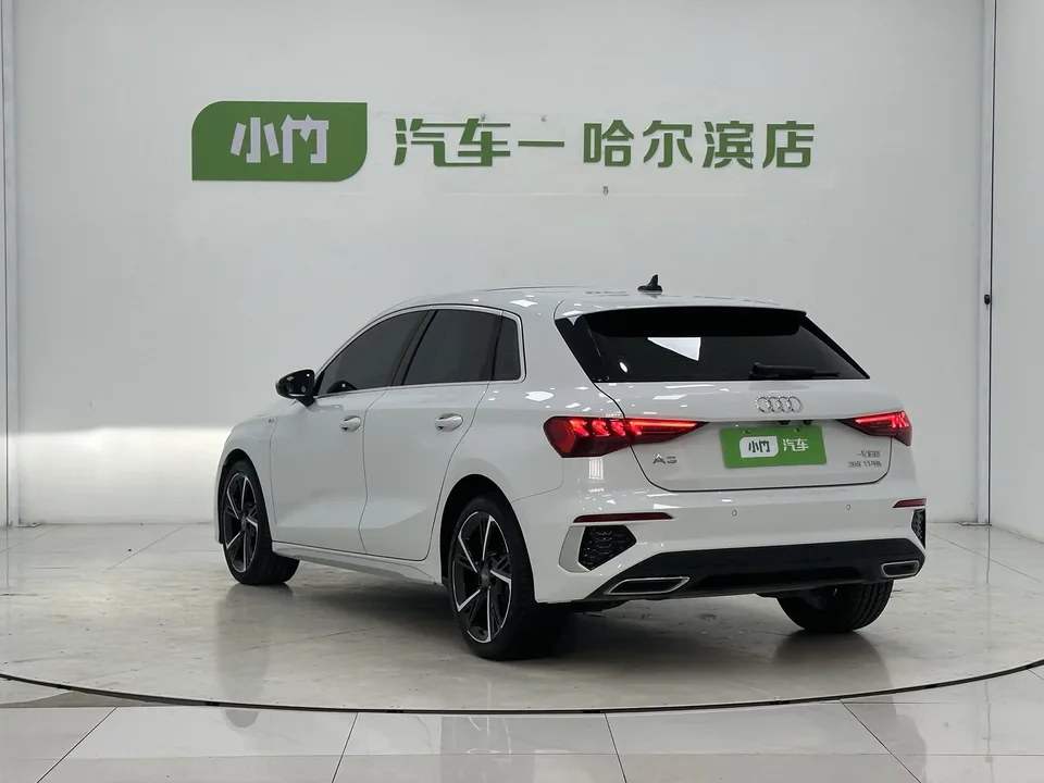 Audi A3 Audi A3 2022 Sportback 35 TFSI Stylish and sporty 2022 — миниатюра 2