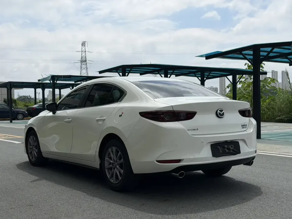 Mazda Axela Mazda3 Angkesela 2022 2.0L Automatic Quality Edition 2022 — thumbnail 4