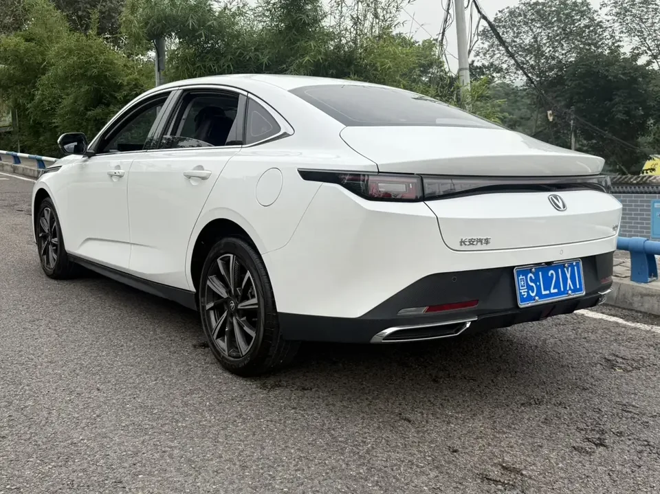 Changan Escape Escape 2025 1.5T DCT 500Bar Premium 2025 — thumbnail 5
