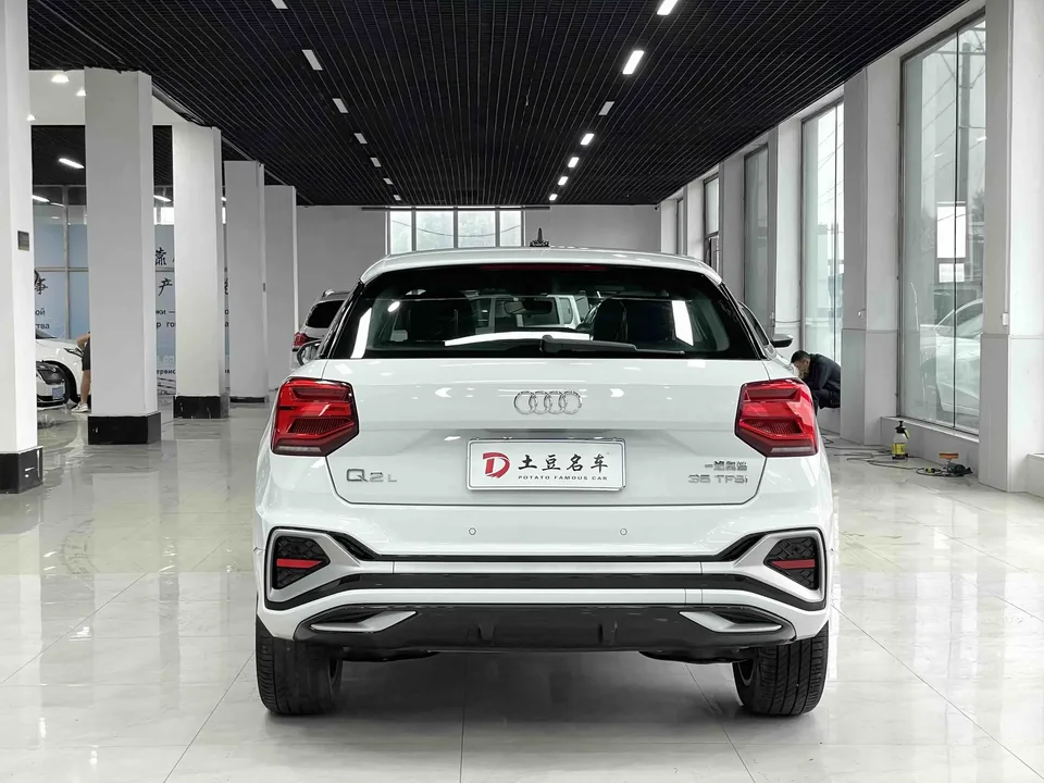 Audi Q2L Audi Q2L 2022 35 TFSI Progressive Dynamic 2023 — thumbnail 2
