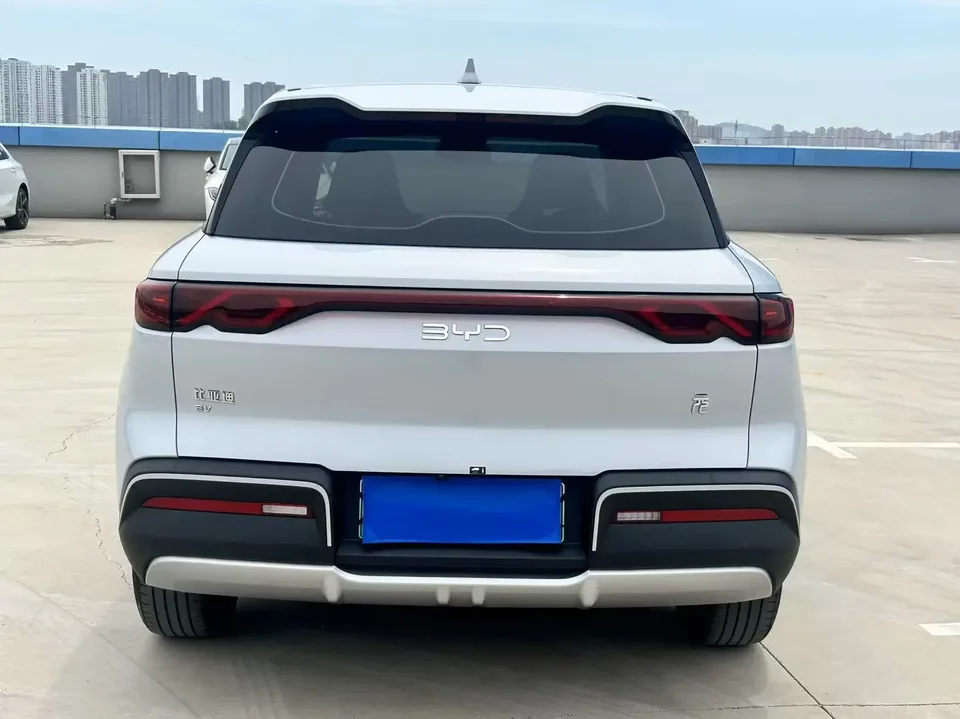 BYD Yuan Up Yuan UP 2025 401KM Leading Type 2024 — thumbnail 2