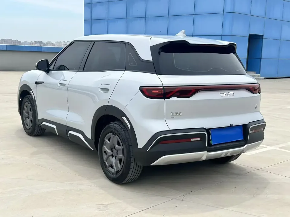 BYD Yuan Up Yuan UP 2025 401KM Leading Type 2024 — thumbnail 4