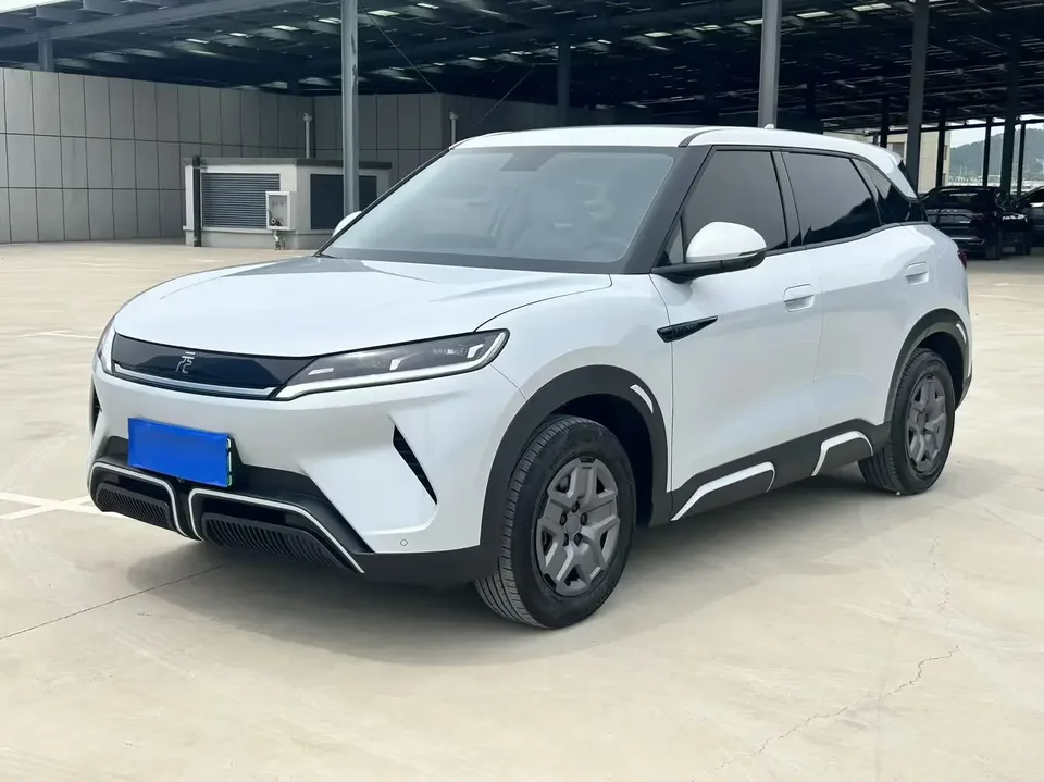 BYD Yuan Up Yuan UP 2025 401KM Leading Type 2024 — photo 1, buy with delivery to Moscow