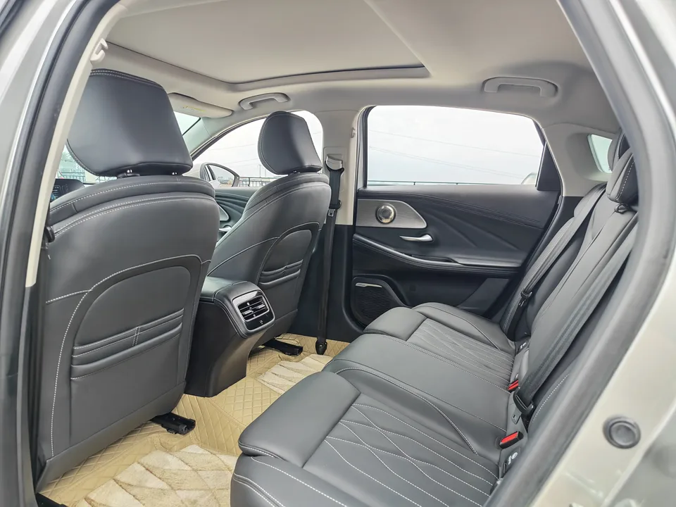 Chery Arrizo 8 Arrizo 8 2022 1.6TGDI DCT 2023 — thumbnail 4