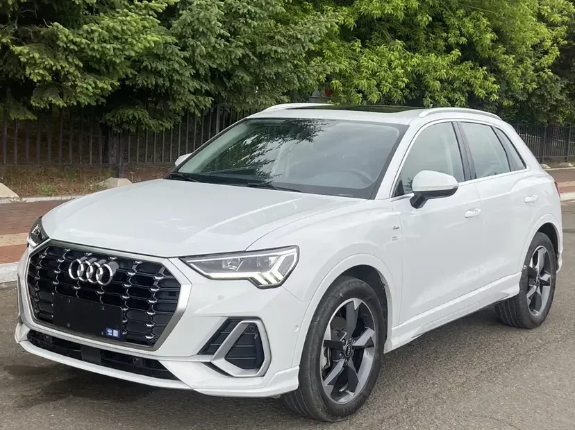 Audi Q3 Audi Q3 2022 35 TFSI Stylish Dynamic 2023 — фото 1, купить с доставкой в Москву