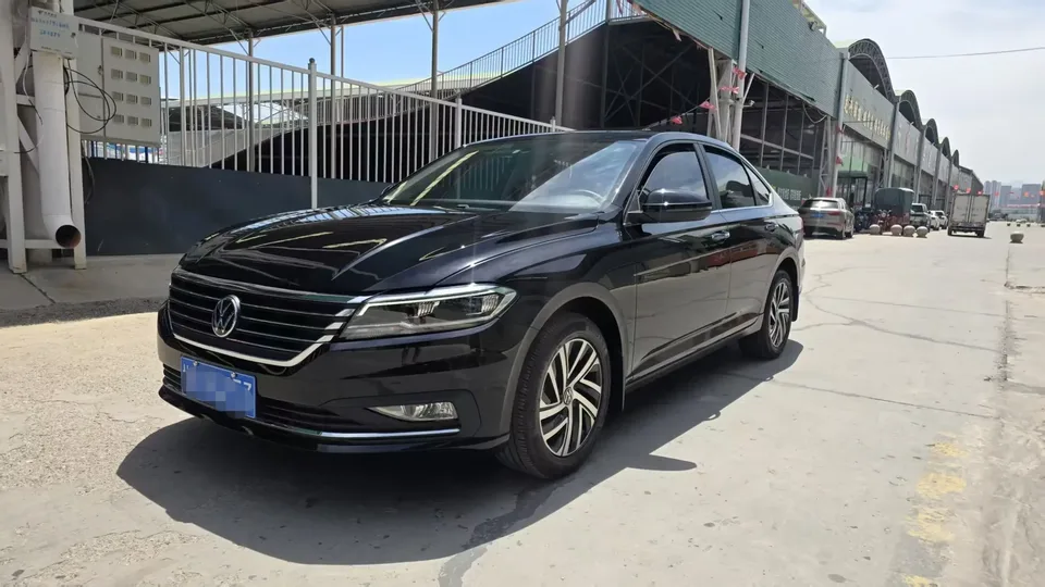 Volkswagen Lavida Lavida 2022 280TSI DSG Comfort Edition 2022 — photo 1, buy with delivery to Moscow