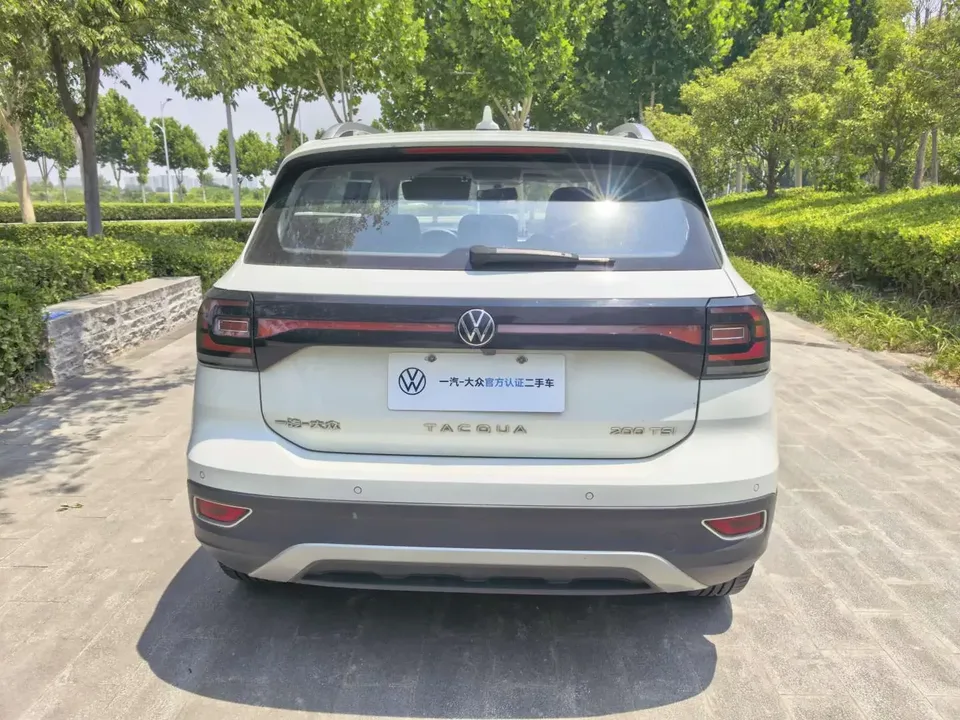 Volkswagen Explore the shadows Explore the shadows 2023 200TSI DSG Joy Smart Edition 2024 — thumbnail 2