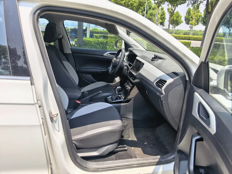 Volkswagen Explore the shadows Explore the shadows 2023 200TSI DSG Joy Smart Edition 2024 — thumbnail 4