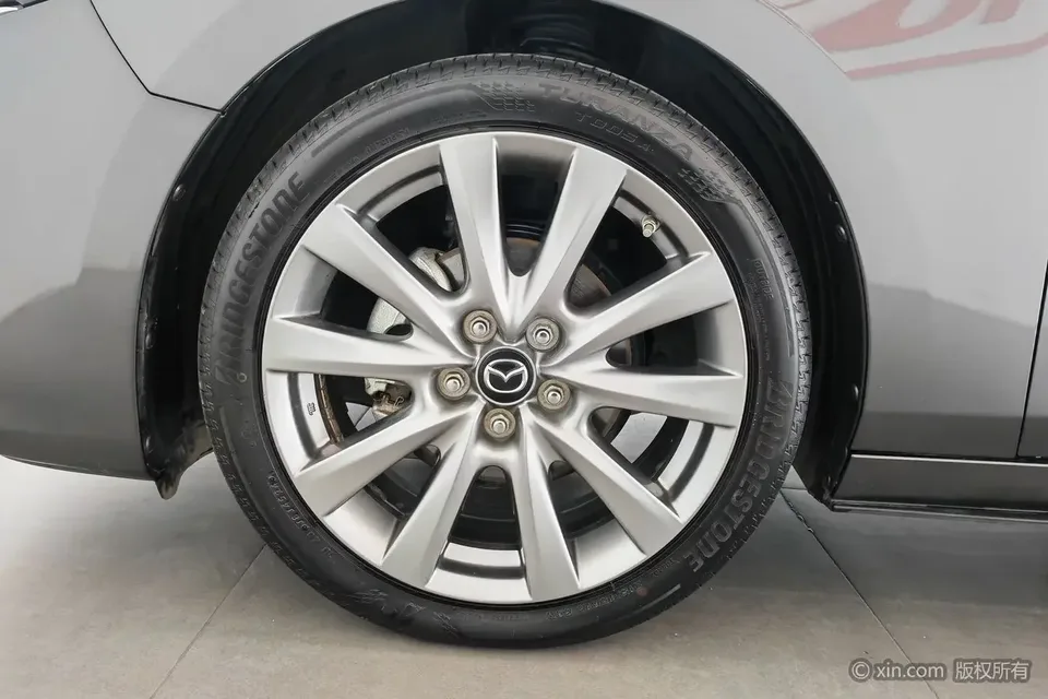 Mazda Axela Mazda3 Angkesela 2023 2.0L Automatic Premium Edition 2023 — миниатюра 2