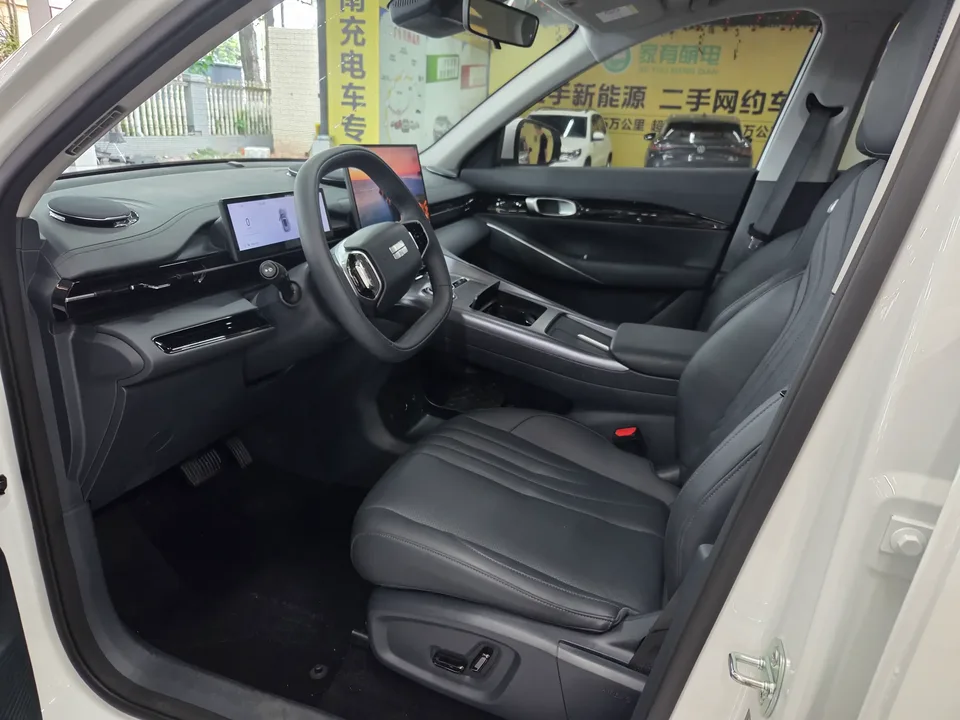 Geely Galaxy E5 Galaxy E5 2024 440km Departure Edition 2025 — thumbnail 3