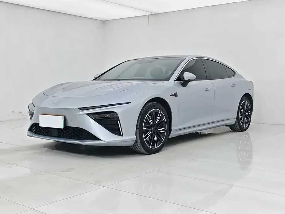 Hozon Neta S Nezha S 2024 Extended range 1060 Lite version 2024 — photo 1, buy with delivery to Moscow