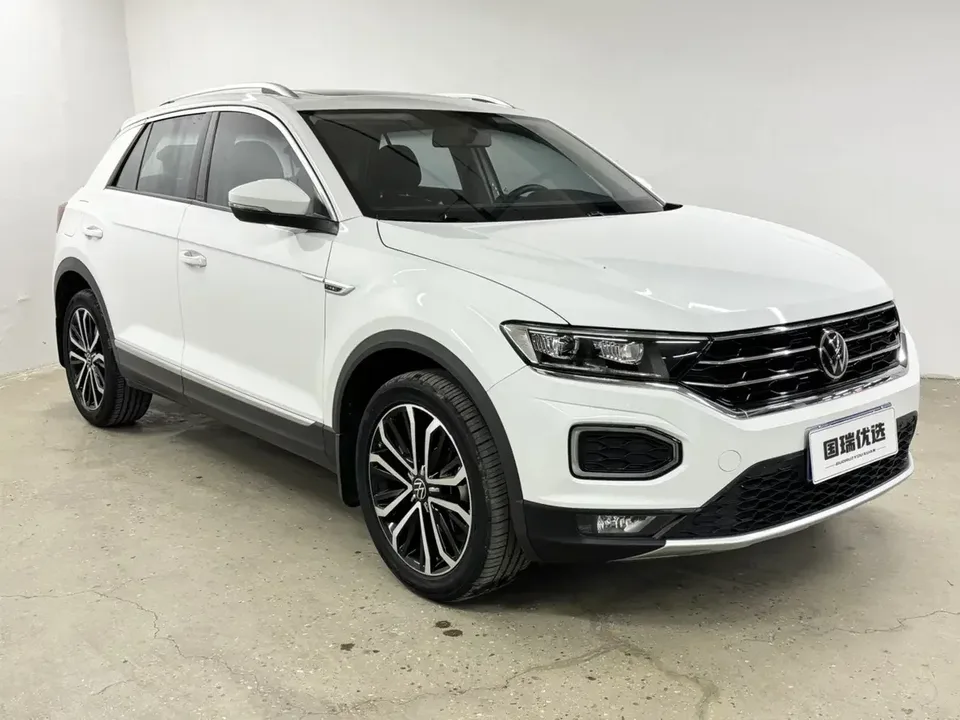 Volkswagen T-Roc TANG 2021 280TSI DSG 2WD Comfort Smart Edition 2022 — photo 1, buy with delivery to Moscow