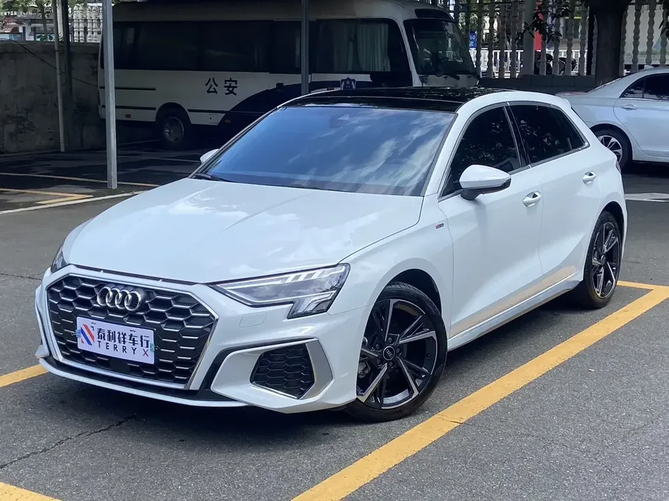 Audi A3 Audi A3 2023 Sportback 35 TFSI facelift: stylish and sporty 2023 — photo 1, buy with delivery to Moscow