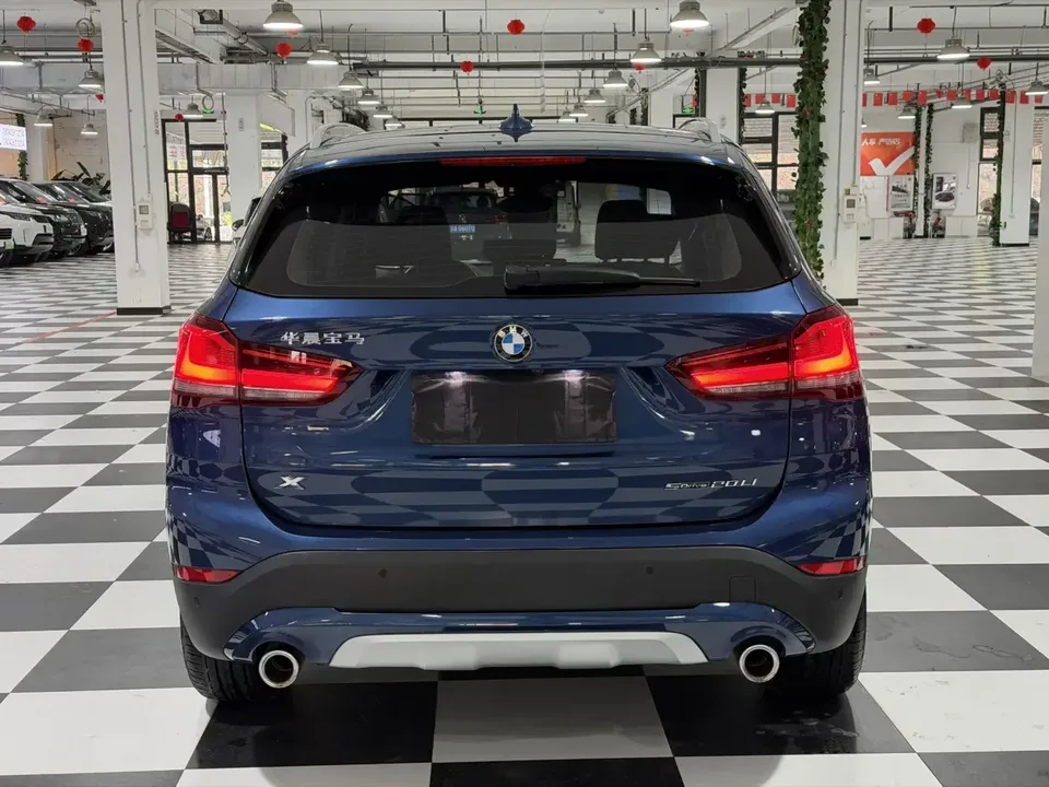BMW X1 BMW X1 2022 sDrive20Li Fashion 2023 — thumbnail 2