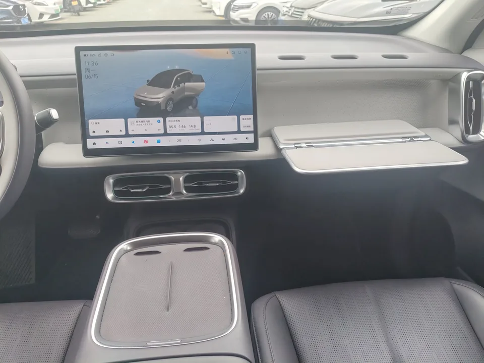 Leapmotor B10 Leapmotor B10 2025 510 Enjoy Edition 2025 — thumbnail 3