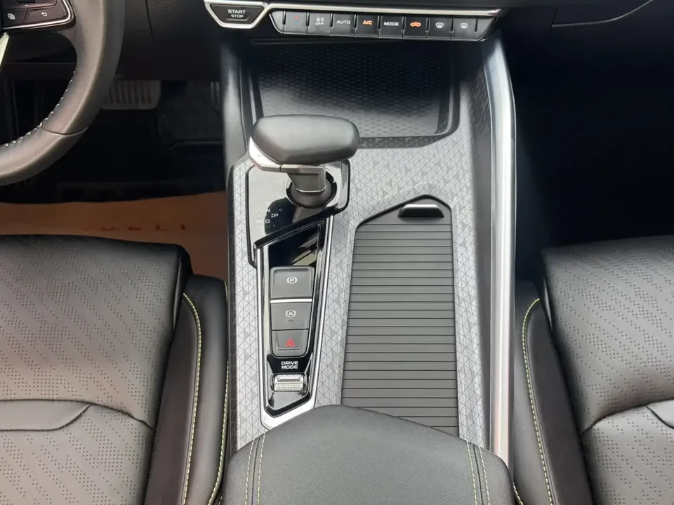 Geely Preface Xing Rui 2023 1.5T Fuyao Edition 2024 — thumbnail 5