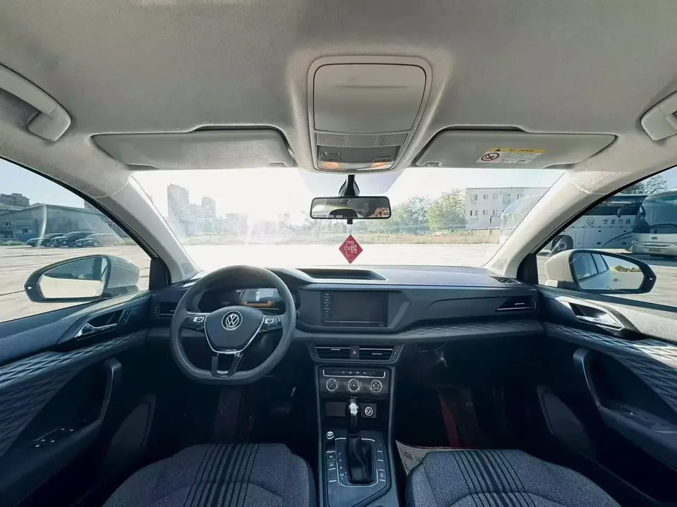 Volkswagen Tharu tuyue 2022 280TSI 2WD Fashion Edition 2023 — thumbnail 5