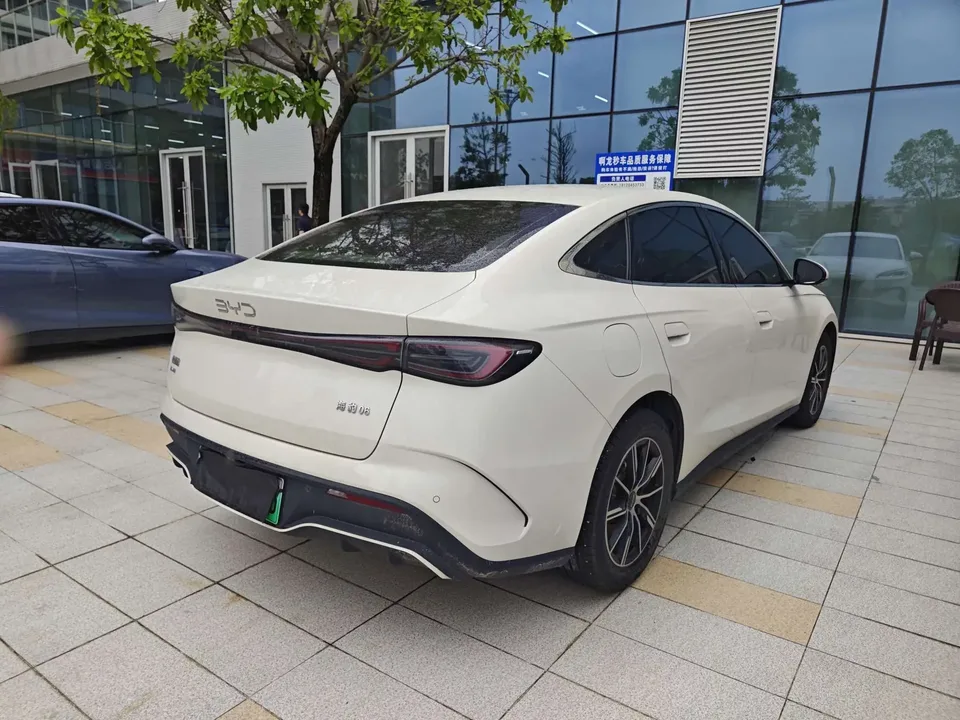BYD Seal 06DM Seal 06DM 2024 DM-i 80KM Premium 2024 — thumbnail 2
