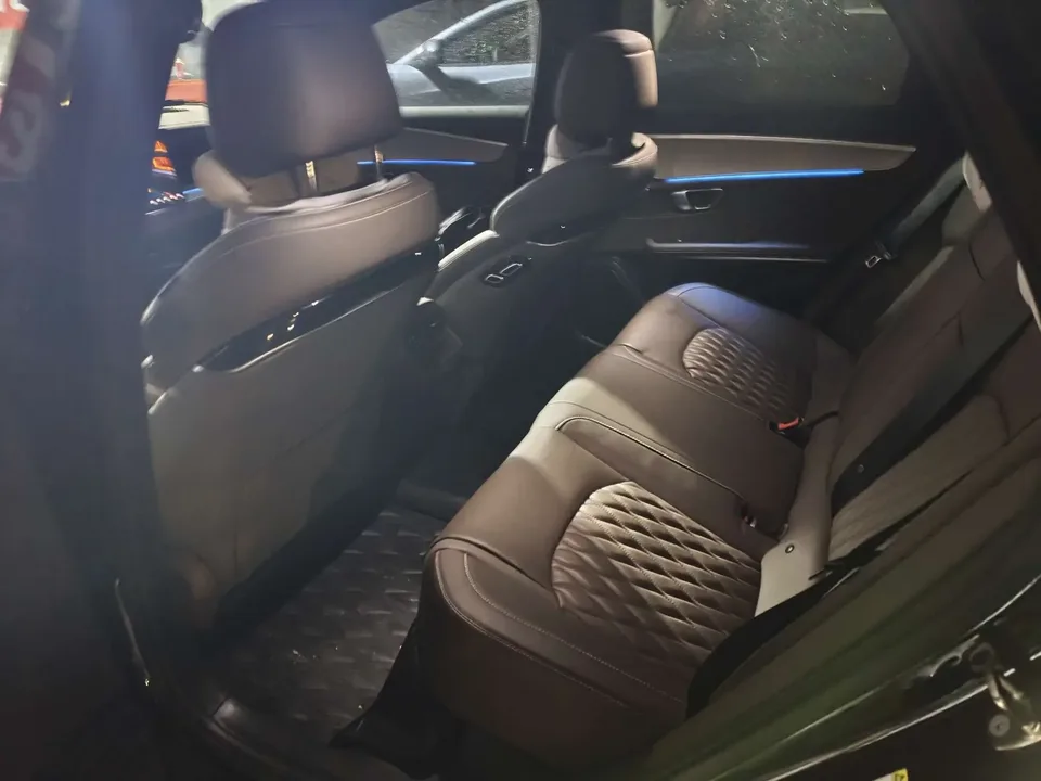 BYD Han DM Chinese DM 2023 DM-i Champion Edition 121KM Prestige 2023 — thumbnail 3