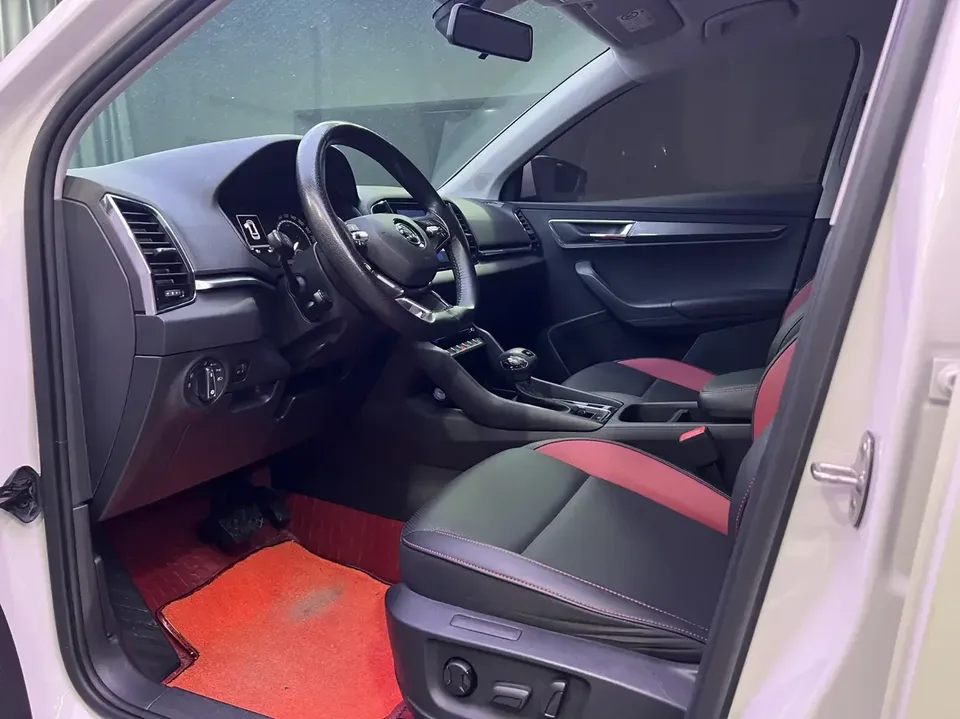 Skoda Karoq Korok 2022 TSI280 Premium Edition 2022 — thumbnail 3