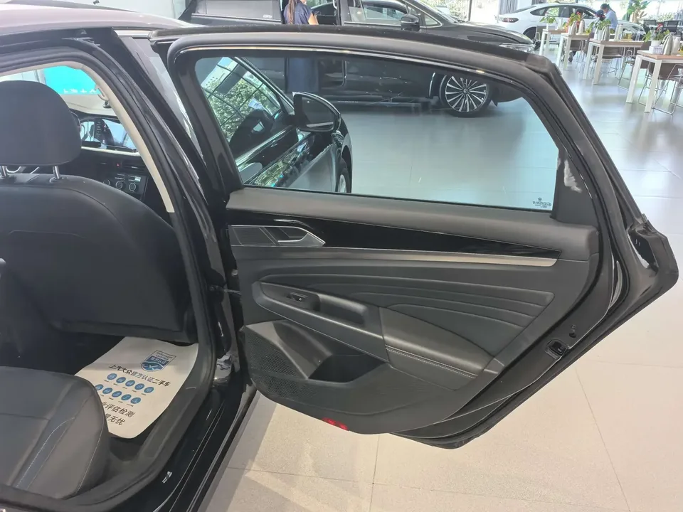 Volkswagen Passat Passat 2024 280TSI Business Edition 2025 — thumbnail 5