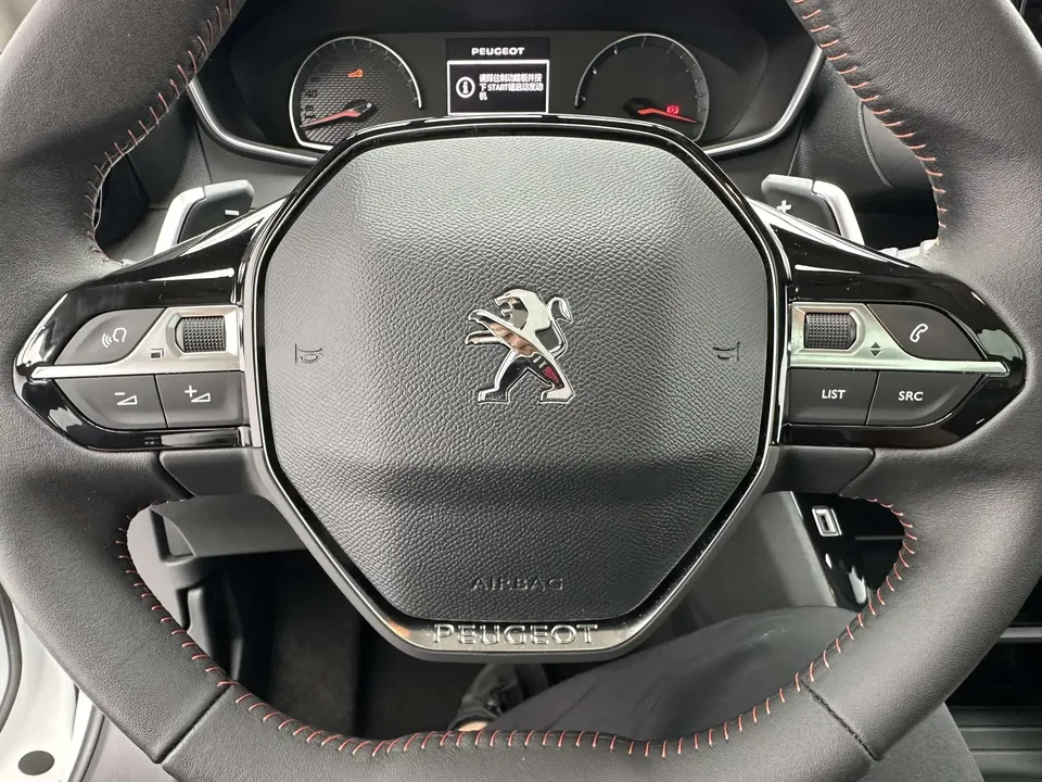 Peugeot 2008 Peugeot 2008 2022 230THP THE ONE 2022 — миниатюра 4