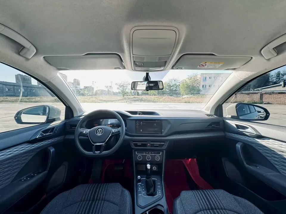 Volkswagen Tharu tuyue 2022 280TSI 2WD Fashion Edition 2023 — thumbnail 3