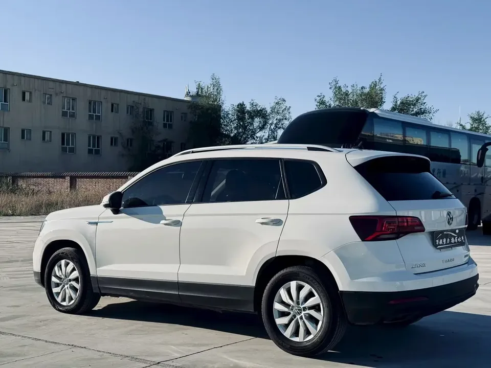 Volkswagen Tharu tuyue 2022 280TSI 2WD Fashion Edition 2023 — thumbnail 4