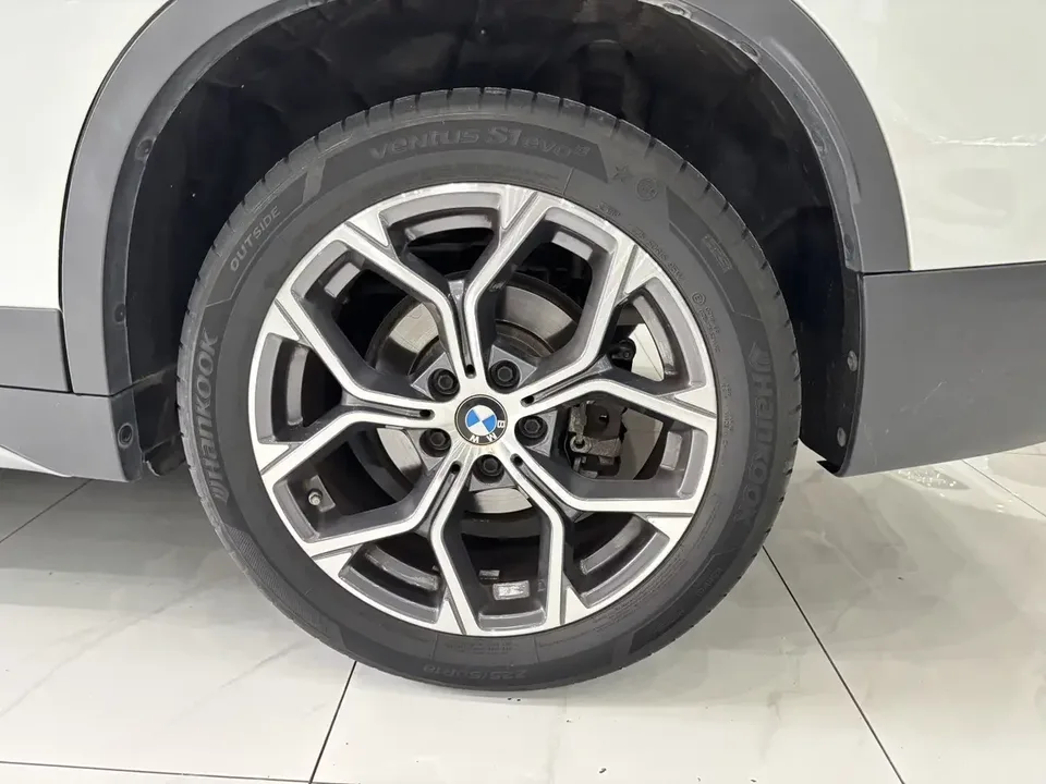 BMW X1 BMW X1 2022 sDrive20Li Fashion 2023 — thumbnail 3